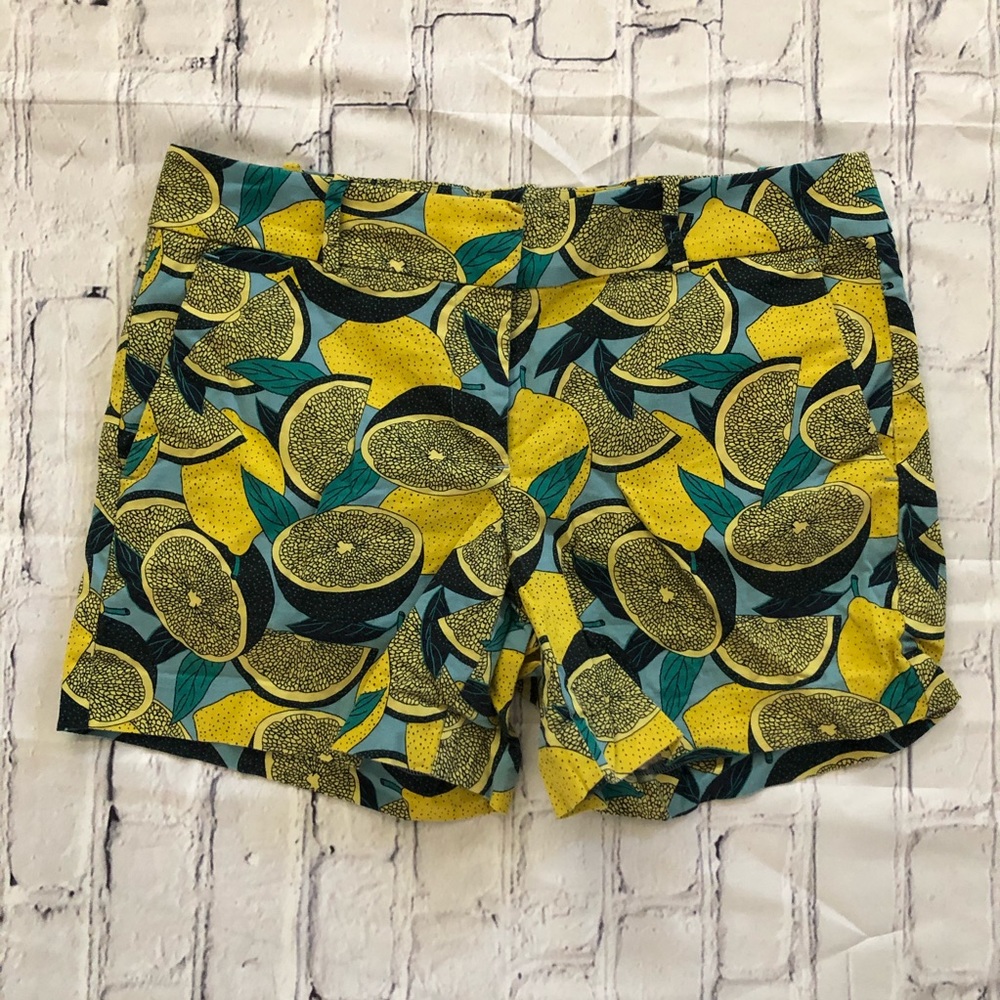 Adorable Ann Taylor Lemon Shorts 🍋